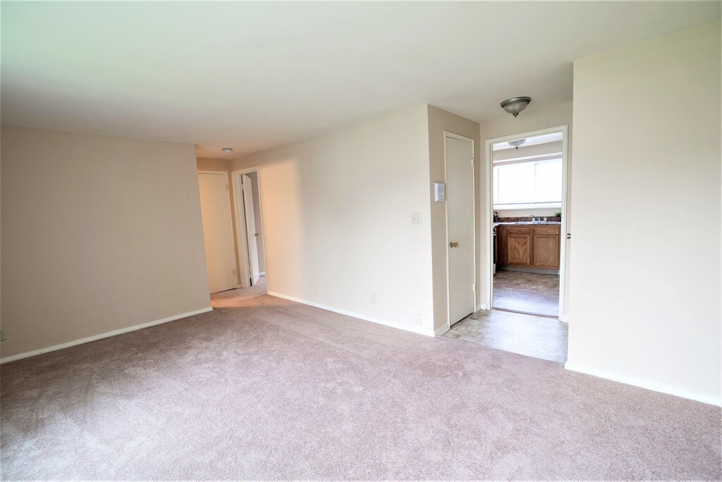 Grant Village Apartments in Syracuse, NY