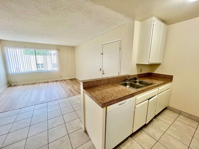 property at 3917 Spring Dr