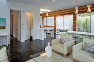 3425 Louise St in Oakland, CA - Building Photo - Building Photo