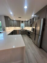 445 NE 1st St in Pompano Beach, FL - Building Photo