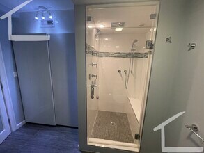 57 Broadlawn Park, Unit 16 in Boston, MA - Building Photo - Building Photo