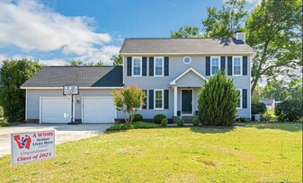 334 Stoney Creek Dr in Sanford, NC - Building Photo