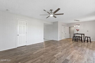 6264 Escondido Dr in El Paso, TX - Building Photo - Building Photo