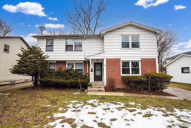 property at 140 Ayrault Dr