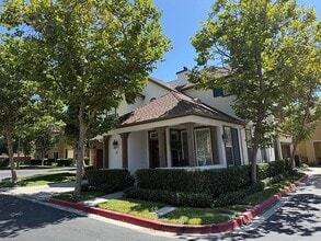 11 Lansdale Ct in Ladera Ranch, CA - Building Photo - Building Photo