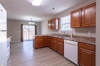 151 Stockbridge Dr in Spartanburg, SC - Building Photo - Building Photo