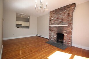 11 Worcester St, Unit 2 in Boston, MA - Building Photo
