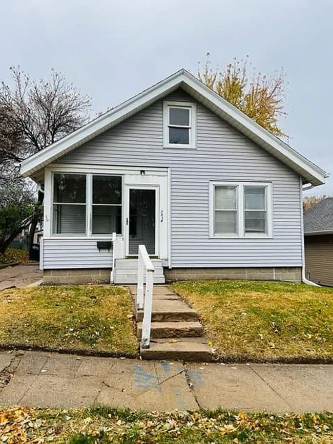 property at 2914 N 49th Ave