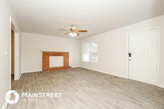 132 Lynnford Dr in Murfreesboro, TN - Building Photo - Building Photo