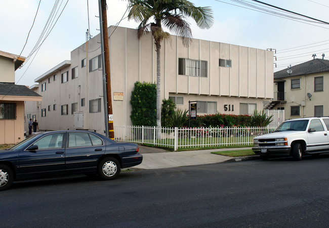 511 Venice Way in Inglewood, CA - Building Photo - Building Photo