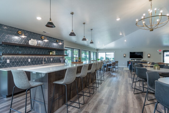 Cedar Lake Apartments in Green Bay, WI - Foto de edificio - Interior Photo