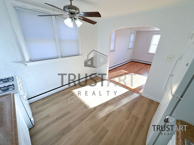 1205-7 Princeton Ave in Philadelphia, PA - Building Photo - Building Photo