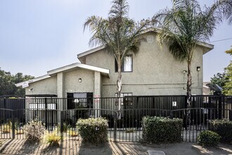 2826 Cogswell Rd in El Monte, CA - Building Photo - Building Photo