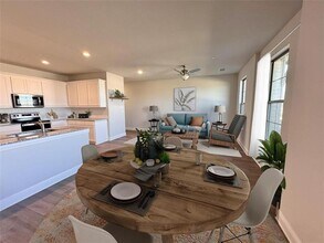 1909 Ethereal Ln in Waxahachie, TX - Building Photo - Building Photo