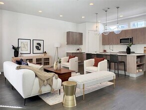 4934 Zuma Ct in Dallas, TX - Building Photo - Building Photo