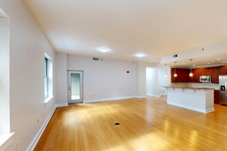 618 N Boylan Ave in Raleigh, NC - Foto de edificio - Interior Photo
