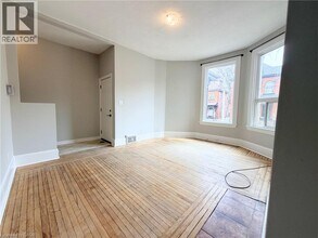 92 Grant Ave in Hamilton, ON - Building Photo - Building Photo