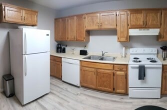 419 S Juliette Ave in Manhattan, KS - Building Photo - Building Photo