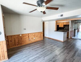 904 University Oaks Blvd in College Station, TX - Building Photo - Building Photo