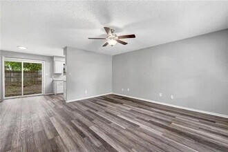 2732 N Sierra Ave in Fayetteville, AR - Building Photo - Building Photo