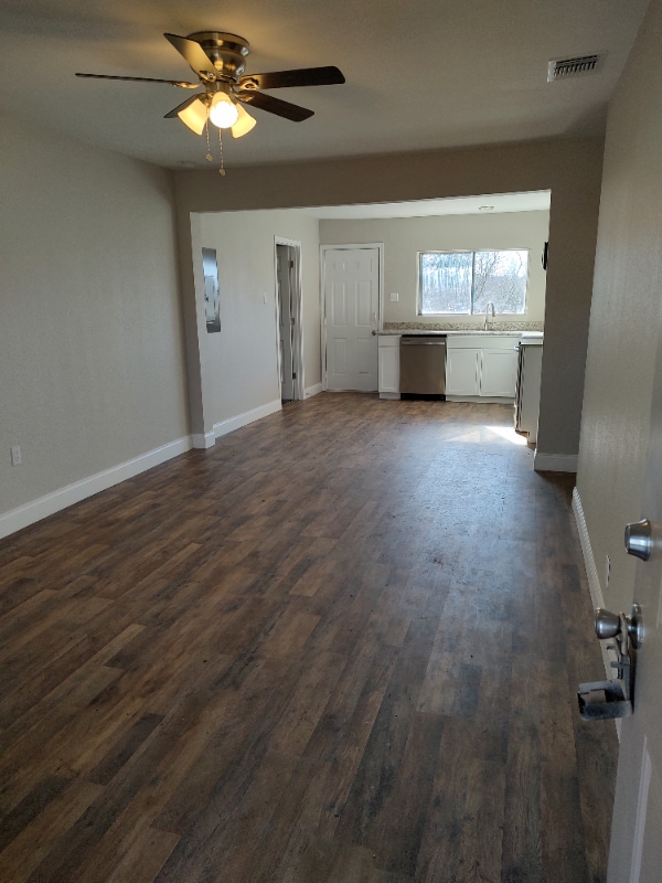 8905 Seacliff St in San Antonio, TX - Building Photo - Building Photo