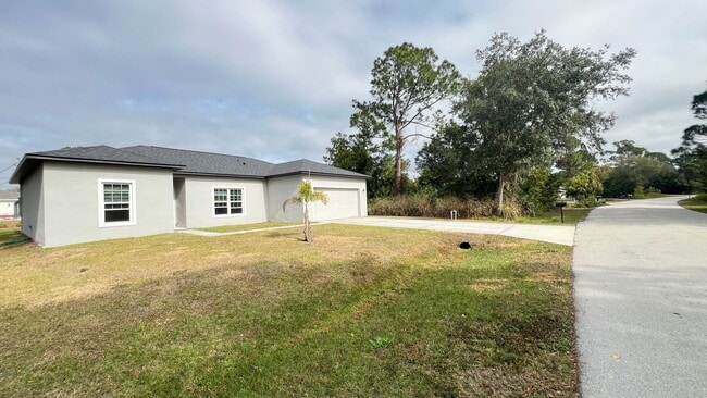1247 San Matio St in Palm Bay, FL - Building Photo - Building Photo
