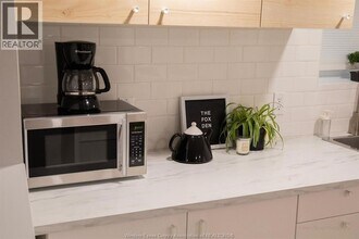 758 Pierre Ave in Windsor, ON - Foto de edificio - Building Photo