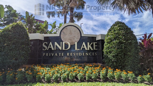 8915 Latrec Ave, Unit 8915 Latrec Ave 212 in Orlando, FL - Building Photo - Building Photo