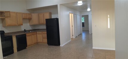 137 Milwaukee Blvd in Lehigh Acres, FL - Building Photo - Building Photo