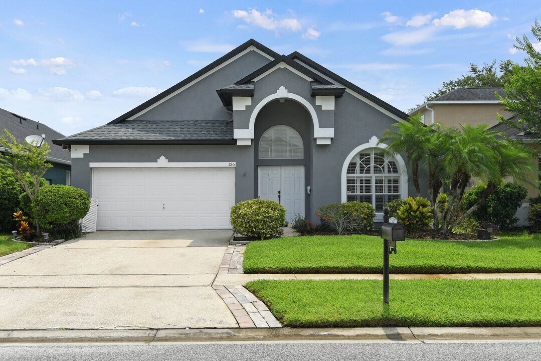 136 Stone Gable Cir in Winter Springs, FL - Building Photo