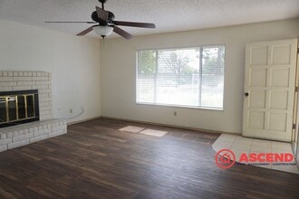 6404 Borage Ct in Bakersfield, CA - Building Photo - Building Photo