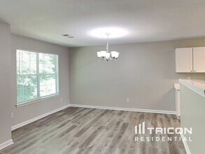 2214 Benidorm Ct in Atlanta, GA - Building Photo - Building Photo