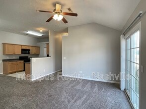 553 Rose Cottage Cir in Gallatin, TN - Building Photo - Building Photo