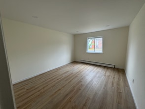 180 Littleton Rd in Parsippany Troy Hills, NJ - Foto de edificio - Building Photo