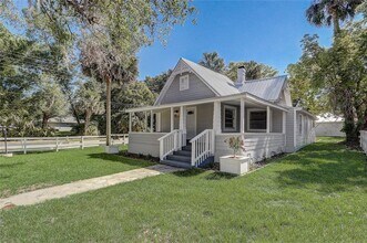 246 N Oak Ave in Orange City, FL - Building Photo - Building Photo