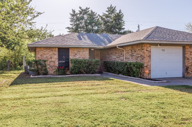 746 Prairie Creek Dr-Unit -746 in Princeton, TX - Building Photo - Building Photo