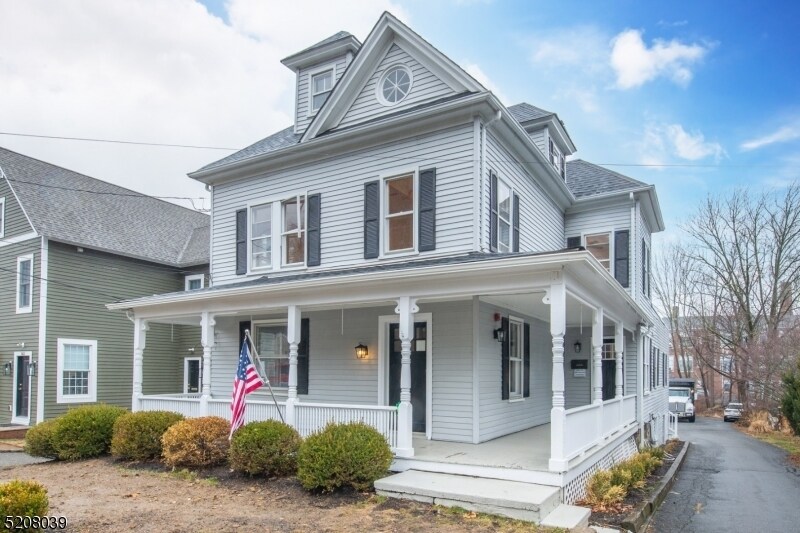 161 Washington St in Morristown, NJ - Building Photo