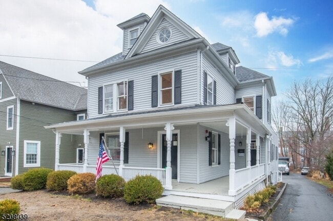 property at 161 Washington St