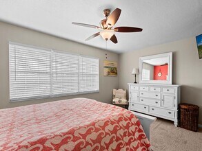 1901 Indian River Blvd in Vero Beach, FL - Building Photo - Building Photo