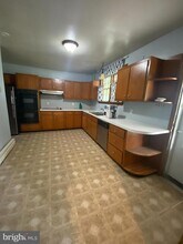 1002 Windsor Ave in Dresher, PA - Building Photo - Building Photo