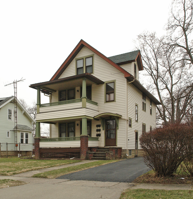 157 Harvard Ave in Elyria, OH - Foto de edificio - Building Photo