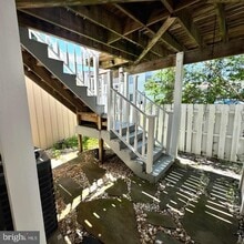 4443 Pembrook Village Dr in Alexandria, VA - Building Photo - Building Photo