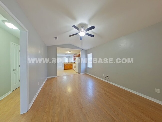 567 W Orange Ave in Defuniak Springs, FL - Building Photo - Building Photo