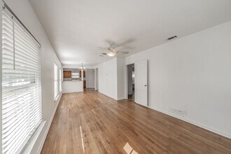 852 Edgefield Rd in Fort Worth, TX - Building Photo - Building Photo