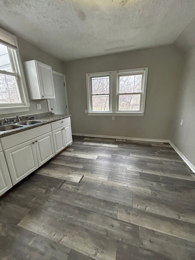 3818 E 144th St in Cleveland, OH - Building Photo - Building Photo
