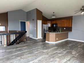 7504 Liberty Bell Dr in Colorado Springs, CO - Building Photo - Building Photo