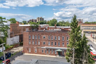15 E Utica St in Buffalo, NY - Building Photo - Building Photo