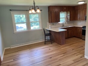 135 Grandview Dr in Reading, PA - Building Photo - Building Photo
