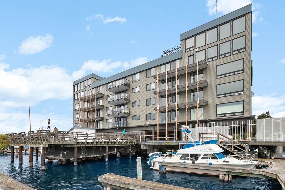 2301 Fairview Ave E in Seattle, WA - Foto de edificio