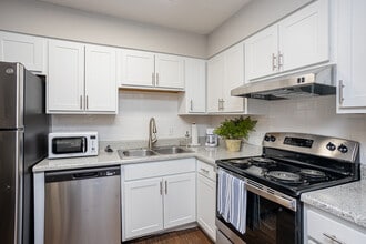 Crossings at Pinebrook in Mobile, AL - Foto de edificio - Interior Photo